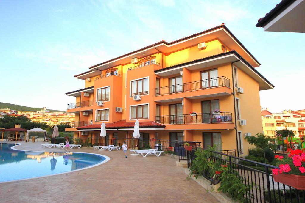 Menada Sky Dreams Apartments Sveti Vlas Exterior photo