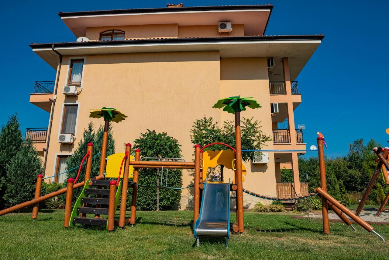 Menada Sky Dreams Apartments Sveti Vlas Exterior photo