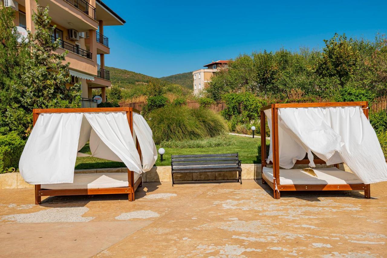 Menada Sky Dreams Apartments Sveti Vlas Exterior photo
