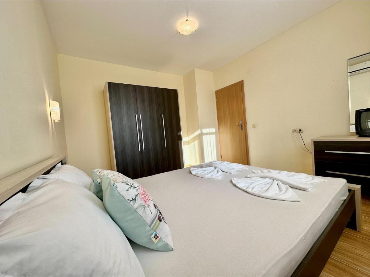 Menada Sky Dreams Apartments Sveti Vlas Exterior photo