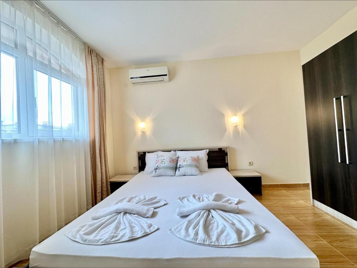 Menada Sky Dreams Apartments Sveti Vlas Exterior photo
