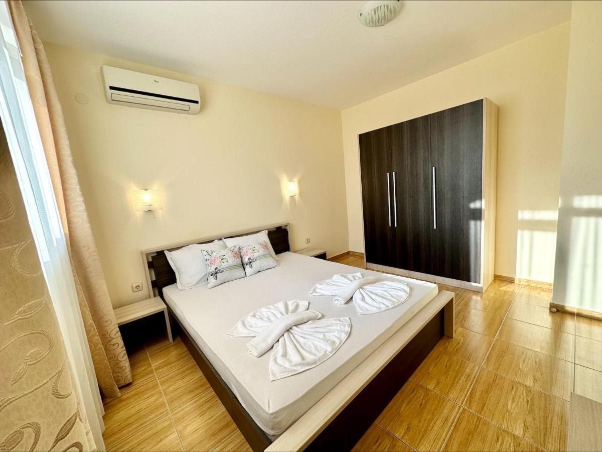 Menada Sky Dreams Apartments Sveti Vlas Exterior photo